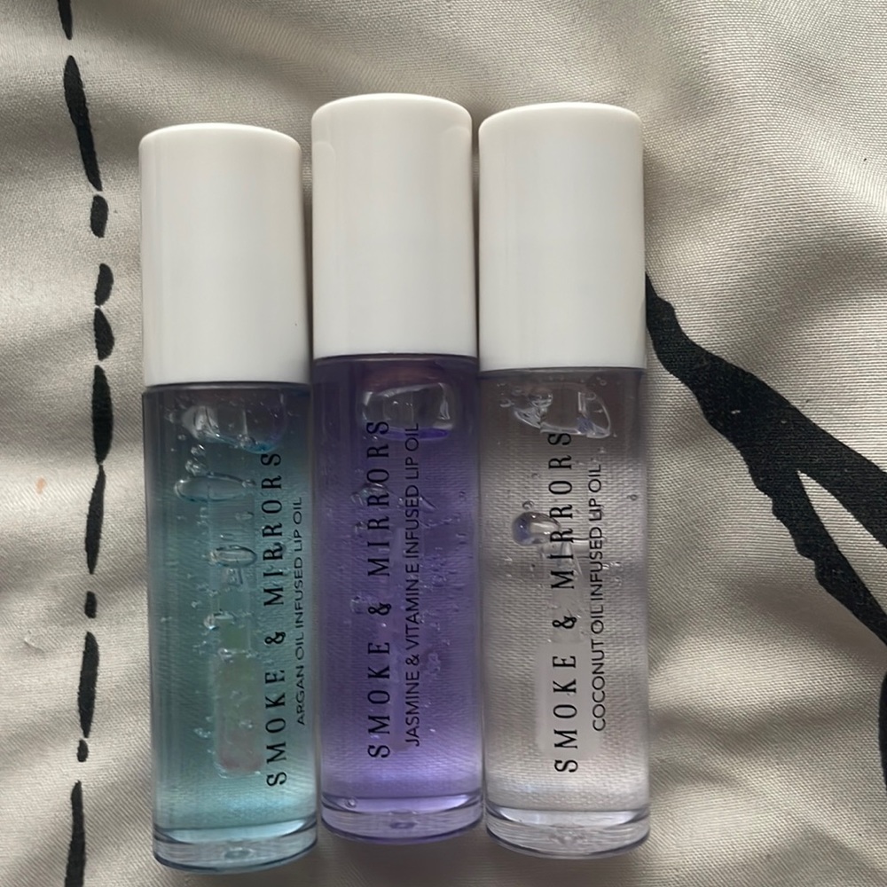 Smokes& mirrors infused lip oil; argan, jasmine & vitamin, coconut oil USED ONCE
